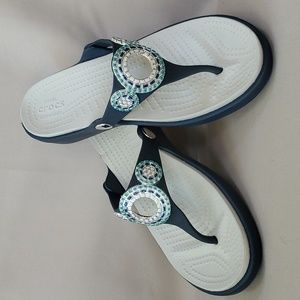 Crocs Sanrah Diamante Blue and Turquoise Flip Flop Sandals Size 8
